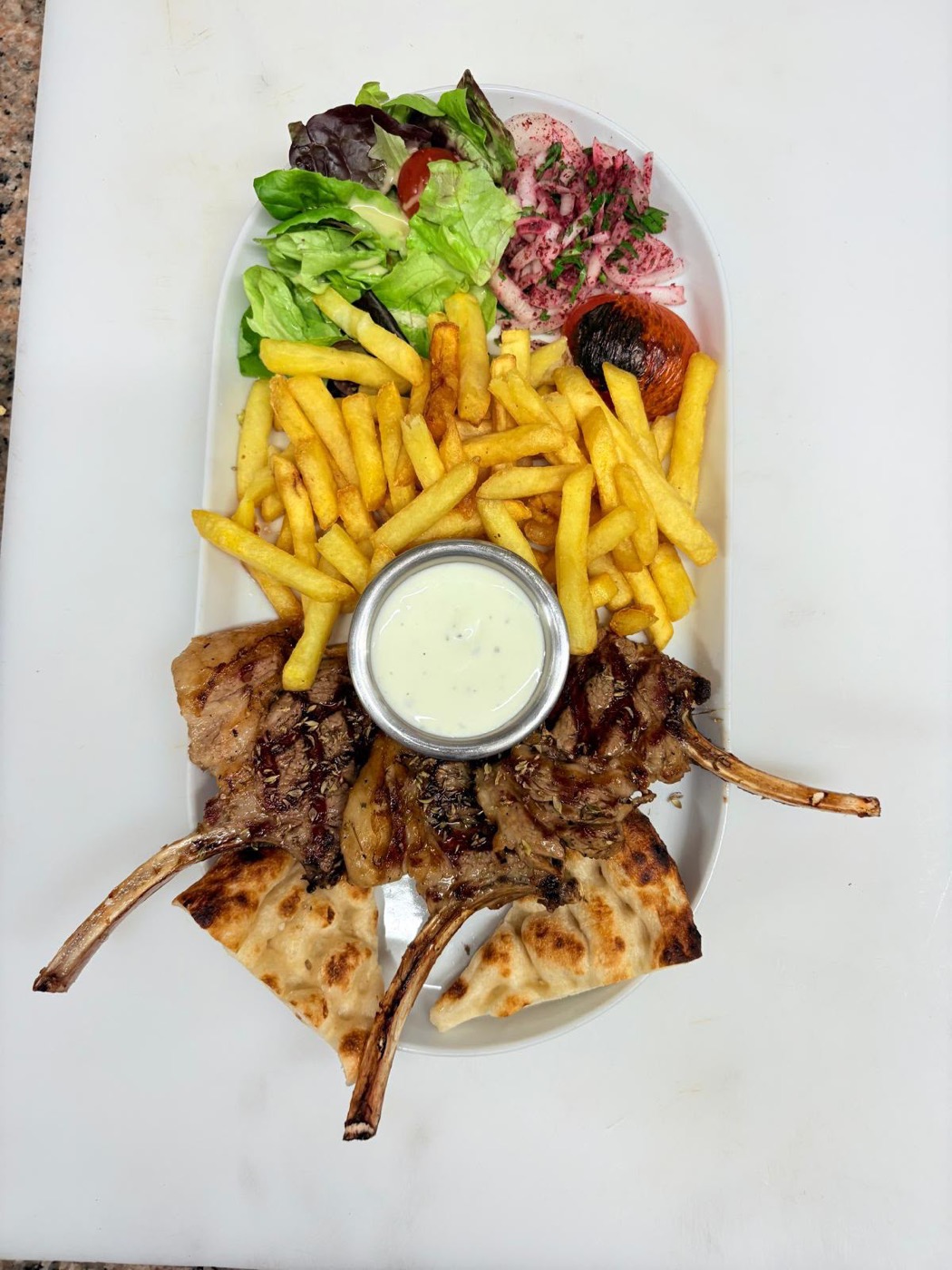 Plat servi au restaurant Samsara