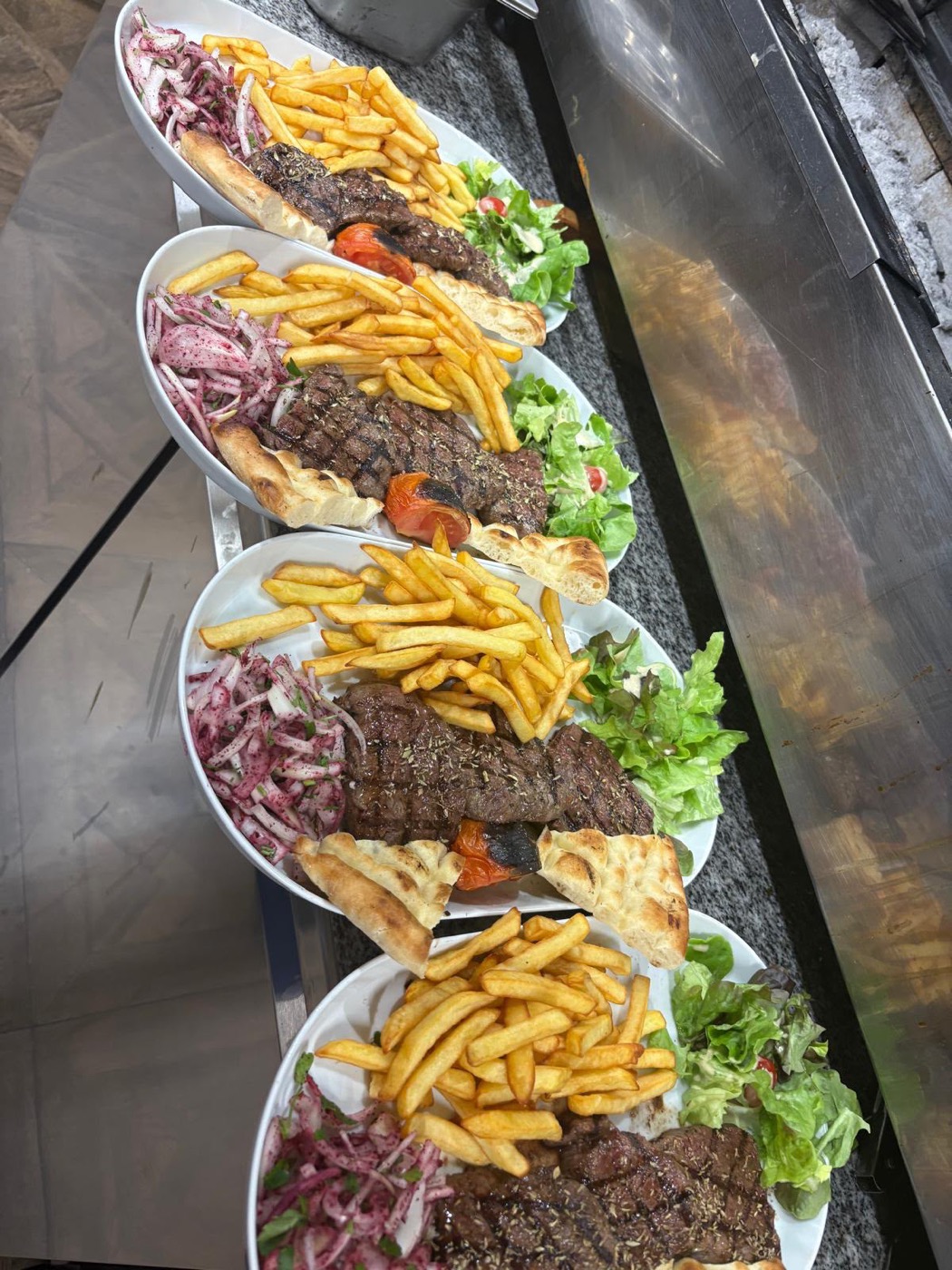 Plat servi au restaurant Samsara